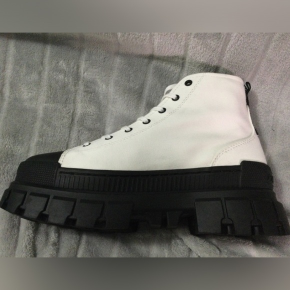 Palladium Women’s Revolt HI TX Platform Canvas Star White Boots Size 8 - Picture 10 of 12